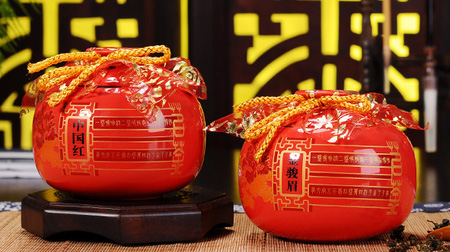 中國(guó)紅金駿眉茶葉罐