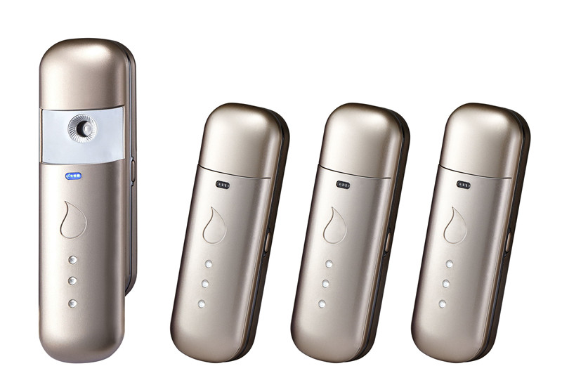 EBO-8088  迷你新款納米美顏保濕噴霧器