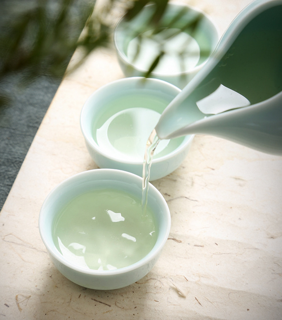 青瓷茶具