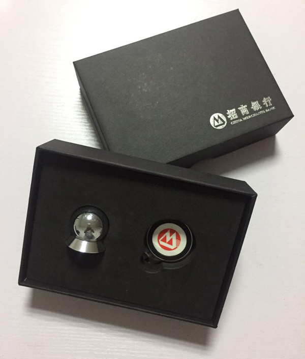 招商銀行定制款車(chē)載手機(jī)支架