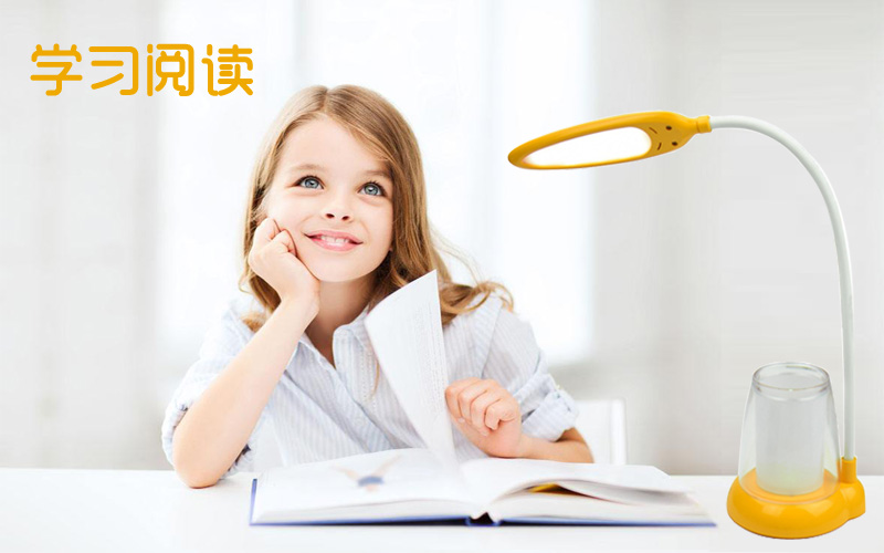 天鵝湖臺(tái)燈丢胚、筆筒