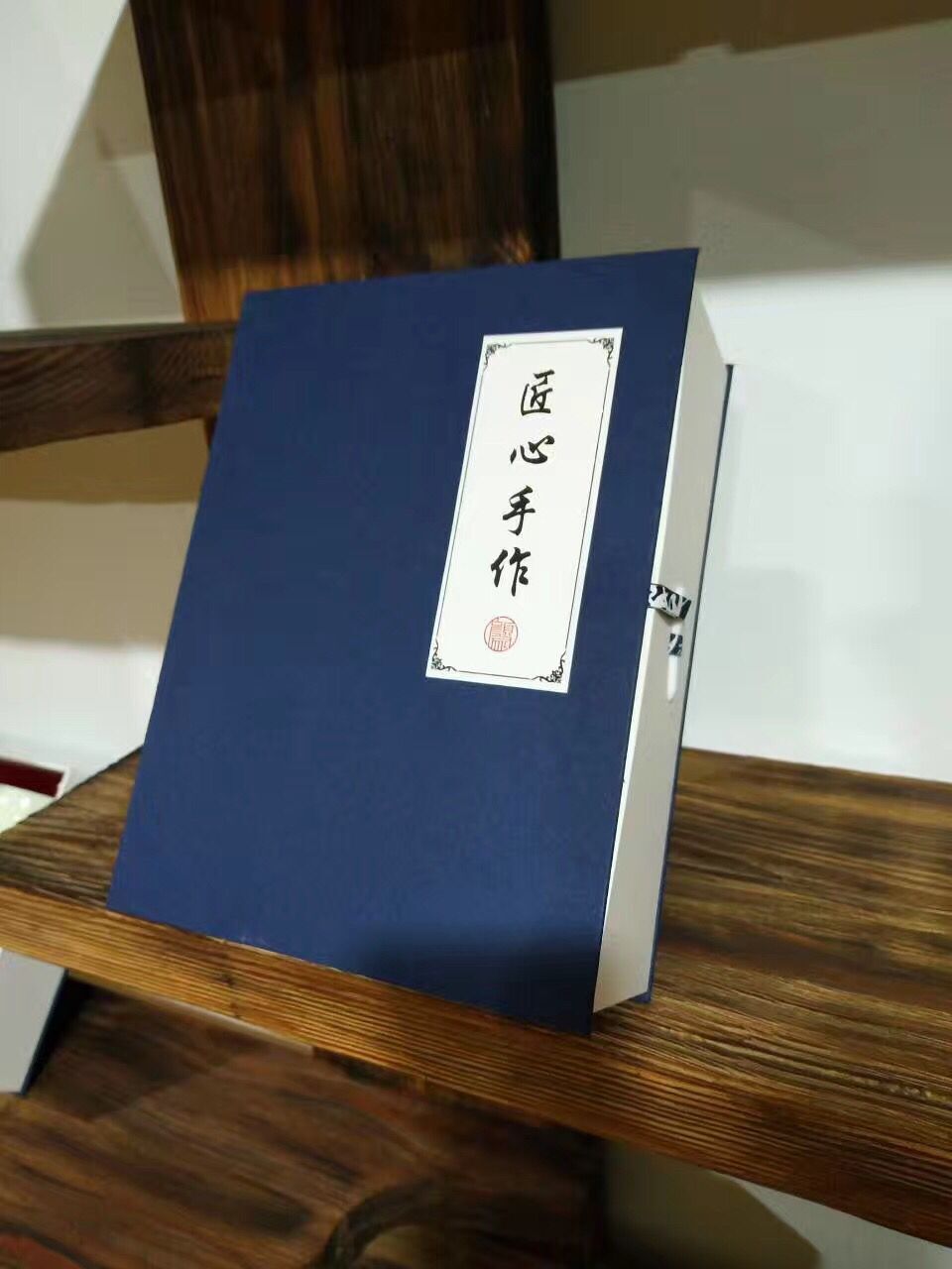 手繪白色美人杯旅急、茶杯