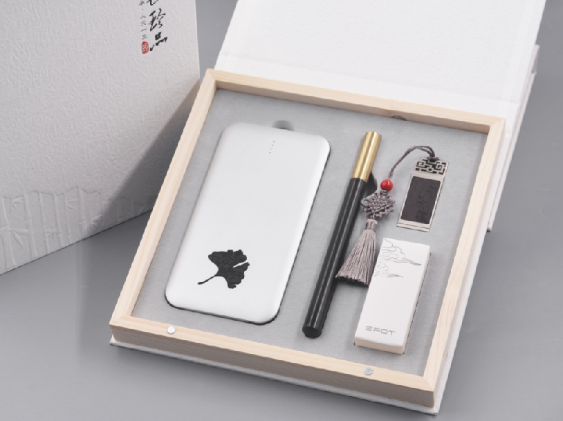全能王紫光檀套裝（1萬毫安電源+紫光檀筆+臻品16G優(yōu)盤 ）